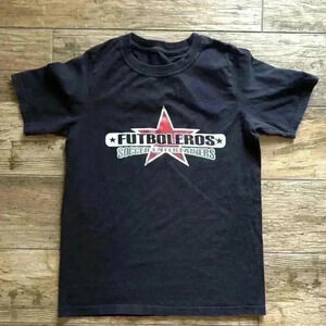 soccer youth black t-shirt futboleros best fits youth large